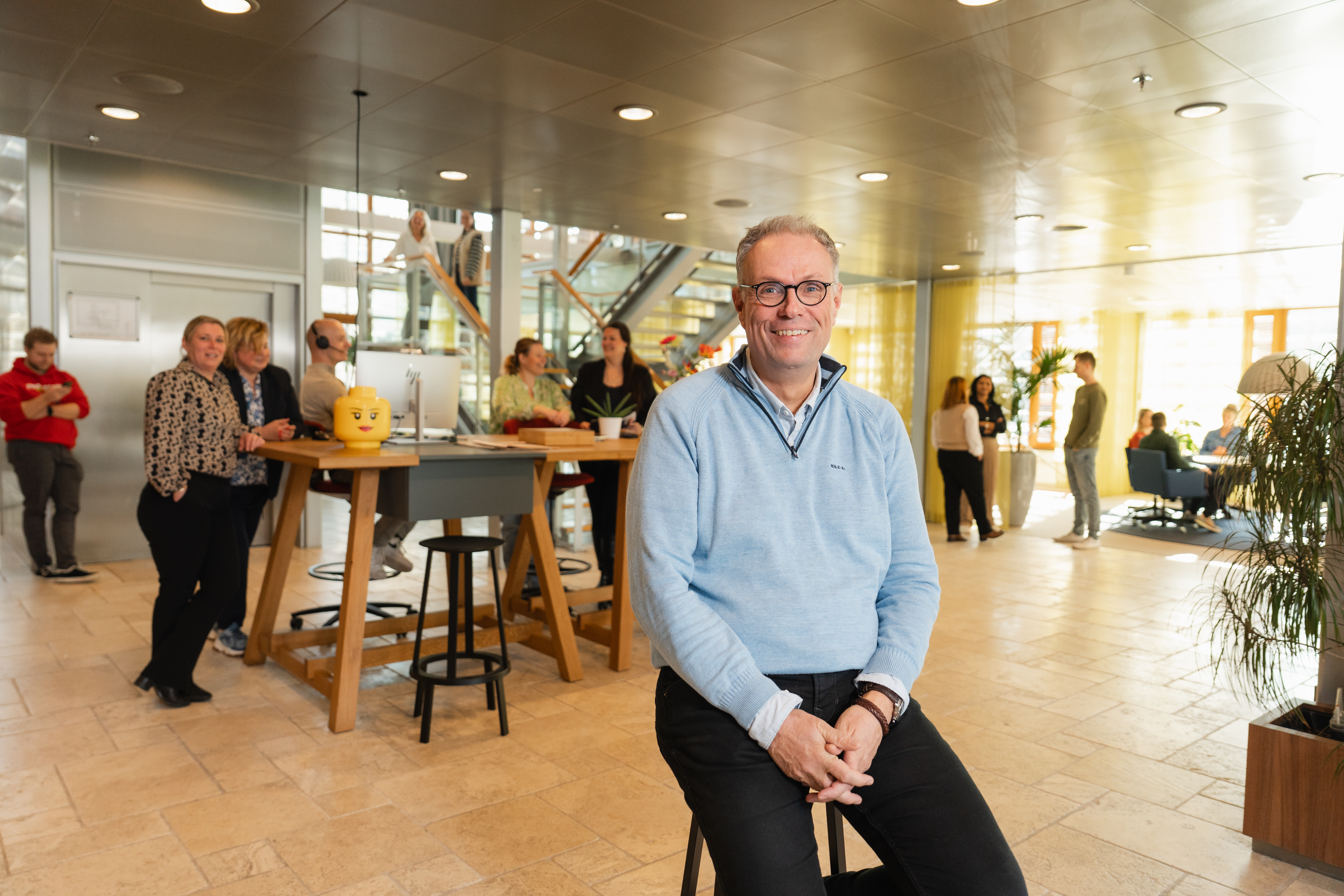 RL 07470 Luc Tussen De Mensen